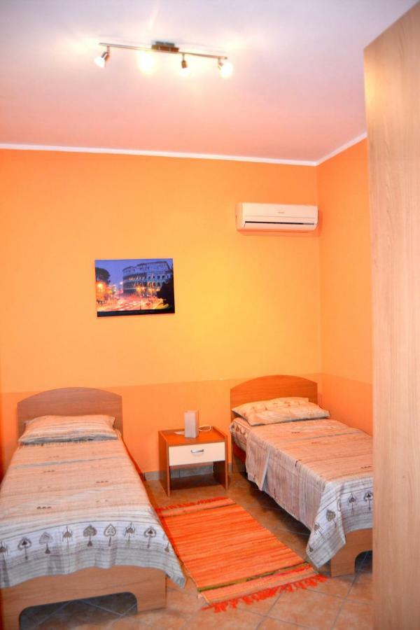 Lillo'S House Villa Чефалу Екстериор снимка